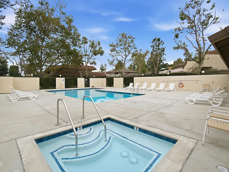 6743 Shakespeare Way — Photo 23