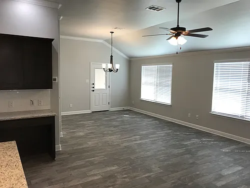 5602B Settlers Ct Photo 1