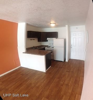 1st image of 837 S 400 E APT 4
