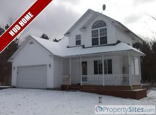 4920 Red Pine Dr, Grant, MI 49327