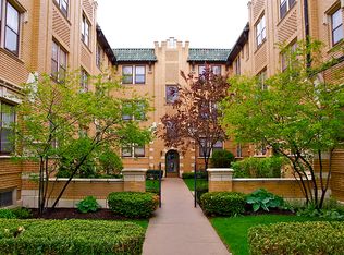 425 N Humphrey Ave #431-K3, Oak Park, IL 60302