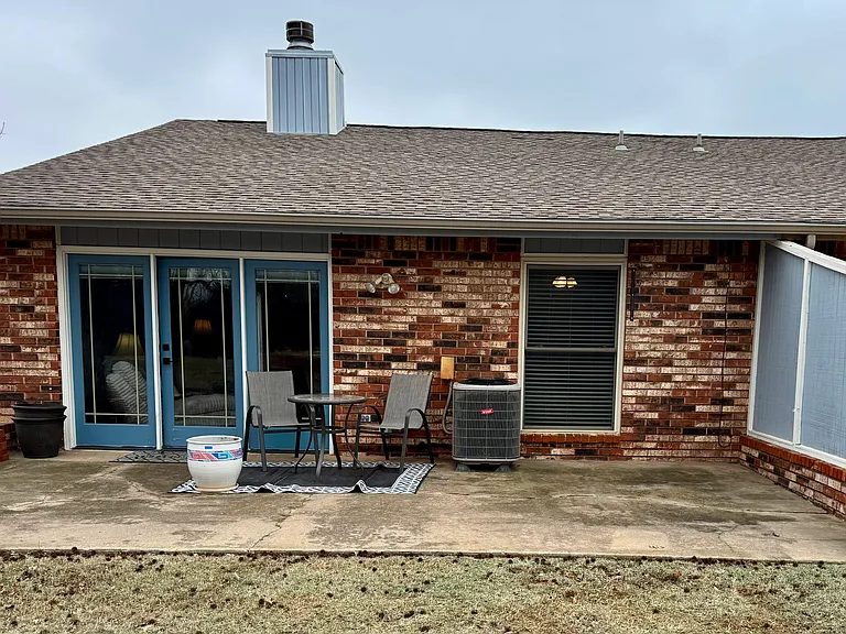 4768 Hemlock Cir — Photo 35