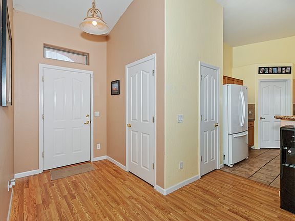 5th image of 1133 S Viejo Dr