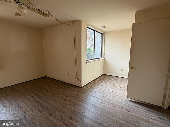 3rd image of 3315 Huntley Square Dr APT T-2