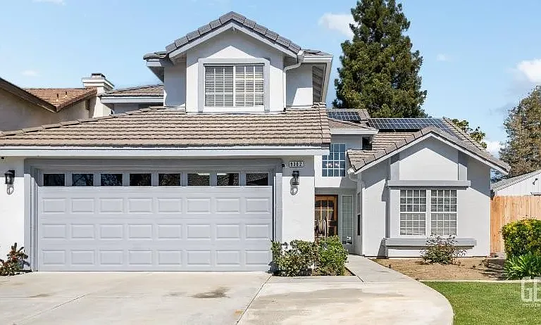 9302 Southwick Dr — Photo 2