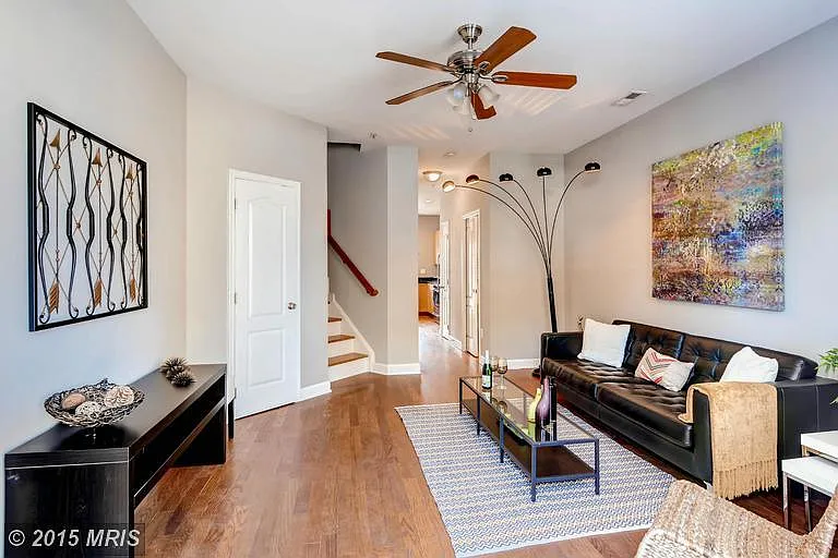 1620 Light St — Photo 1