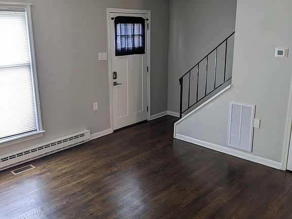 3rd image of 1-40 Raleigh Ct #36