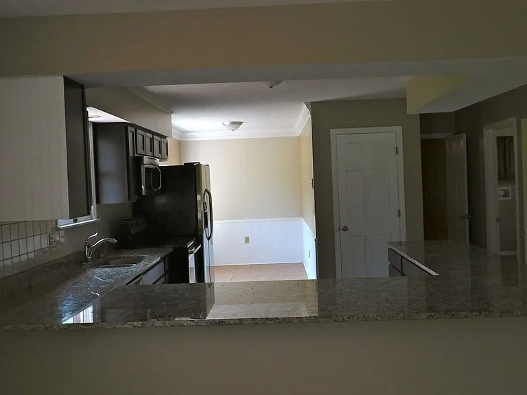 7608 Kyles Station Rd — Photo 21