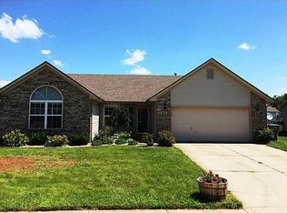 6072 Conestoga Trl, Columbus, IN 47203