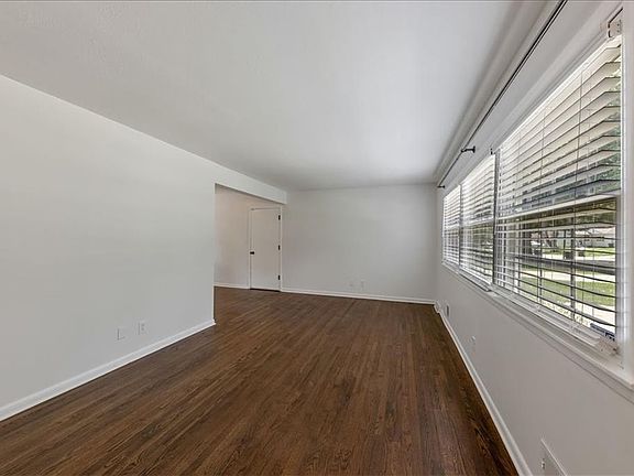 5th image of 9930 Campbell St
