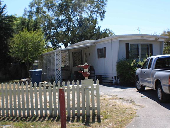2nd image of 2018 Linda Ave