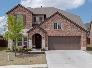 15525 Pioneer Bluff Trl, Roanoke, TX 76262
