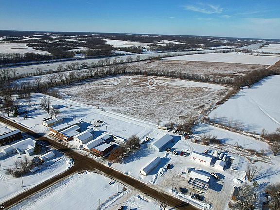 4th image of Hawk Dr