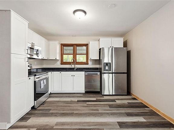4th image of 8304 E 106th Ter