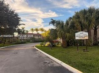 6926 NW 166th Ter #1302, Miami Lakes, FL 33014