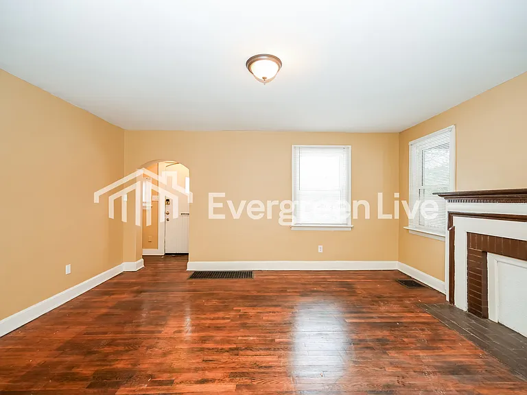 7052 Clovernook Ave — Photo 3