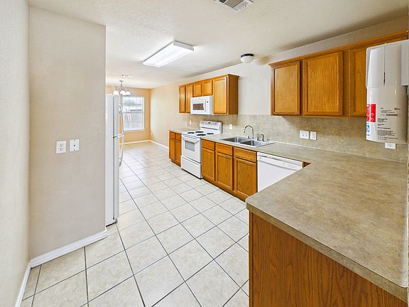 5th image of 3522 Paloma Ridge Dr