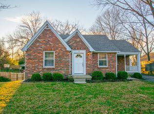 110 N Watterson Trl, Middletown, KY 40243