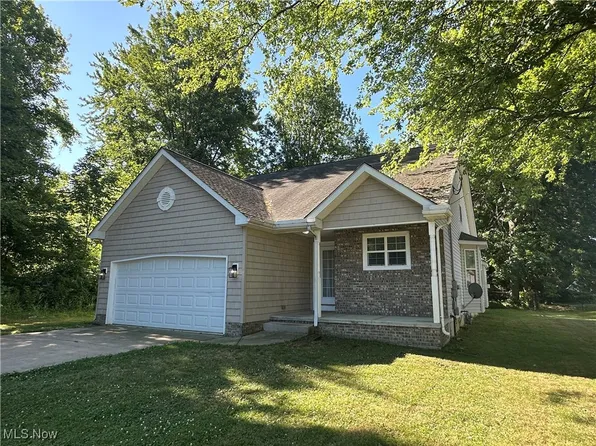 9384 Jordan Dr, Mentor, OH 44060