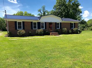 119 Beechwood Ave, Cornersville, TN 37047