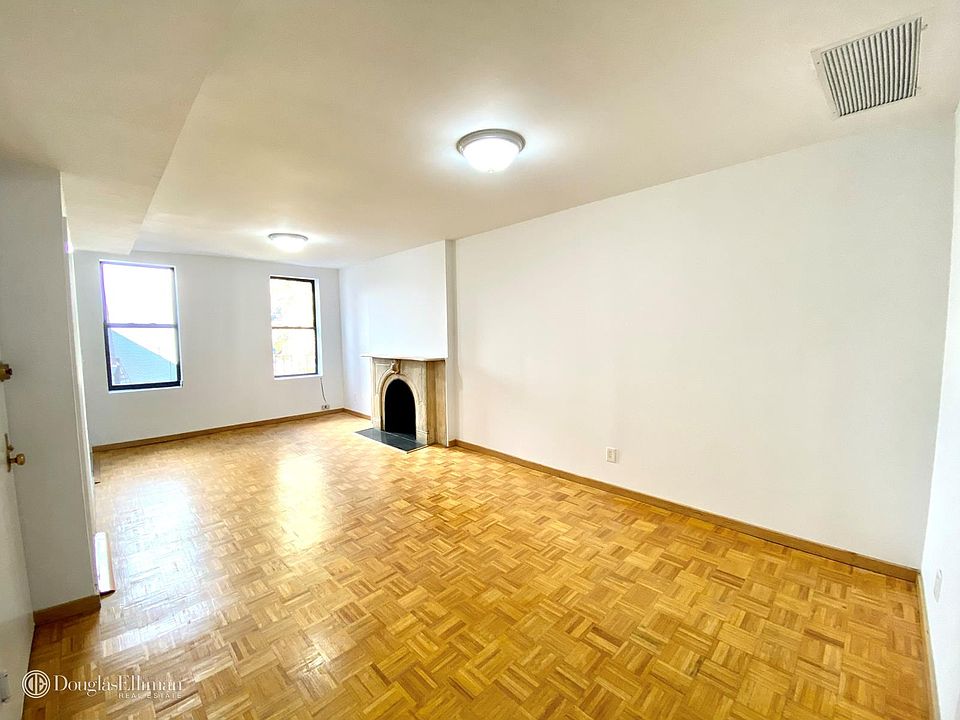 1st image of 1087 2nd Ave #4THFLR