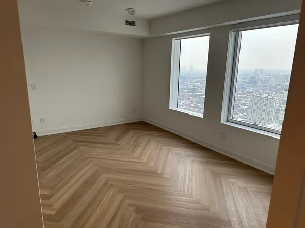 225 Adelaide St W, Toronto, ON