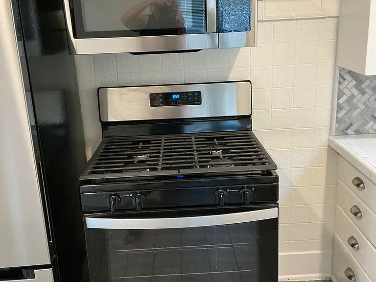 233 E La Veta 492 S — Photo 9