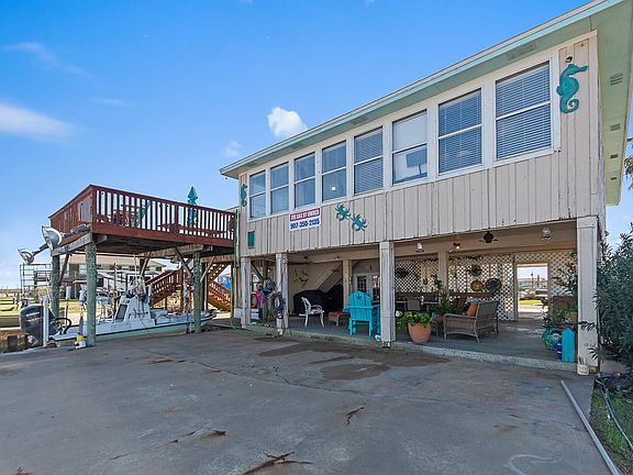2nd image of 222 Fishermans Isle