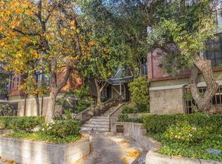 18324 Clark St UNIT 102, Tarzana, CA 91356