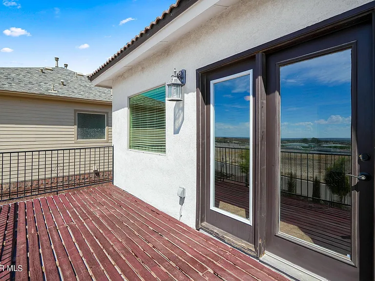 7877 Enchanted View Dr — Photo 45