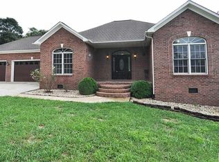 1528 Indian Springs Dr NW, Conover, NC 28613