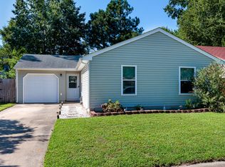 1307 Eaglewood Dr, Virginia Beach, VA 23454