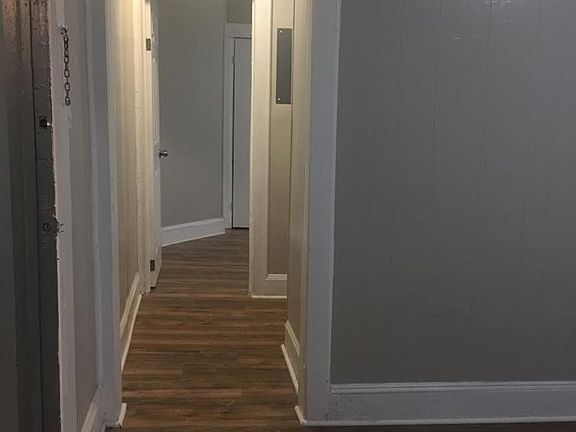 4th image of 327 Market St APT 4