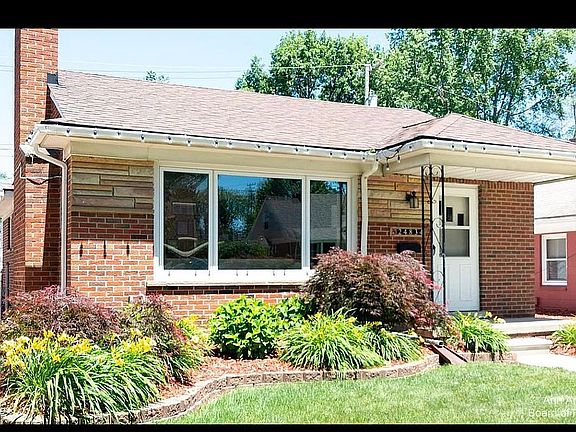 2nd image of 24834 Carlysle St