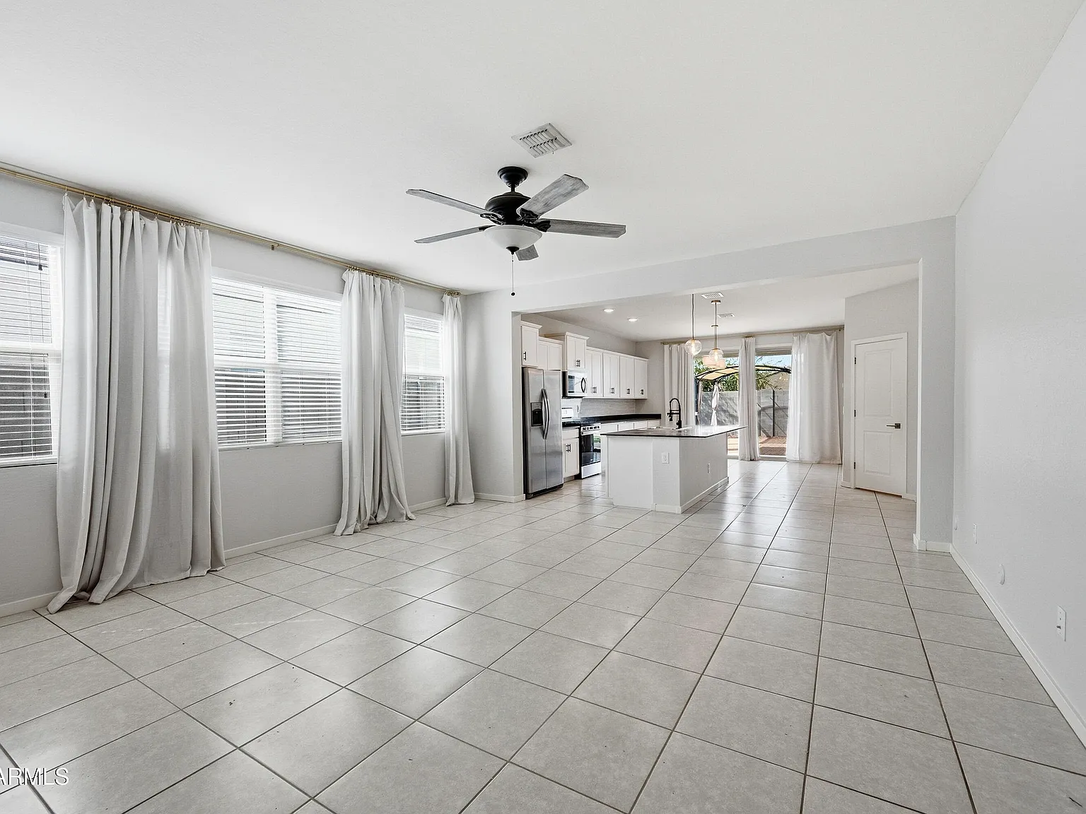 4 bed, 2.0 bath, 1920 sqft, $2,195 — Photo 4