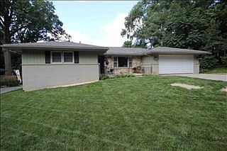 1st image of 128 Oak Knolls Ave