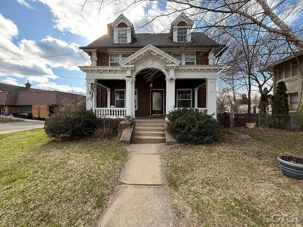 1504 Greenwood Ave, Jackson, MI 49203