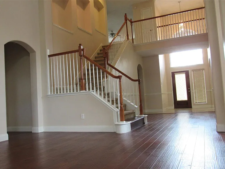 17615 Belwood Park Ln — Photo 10