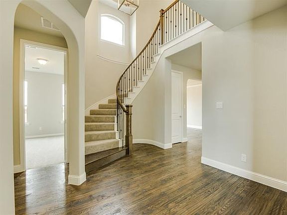 2nd image of 1605 Liberty Way Trl