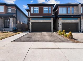 53 Greenwich Ave, Hamilton, ON L8J 0L6