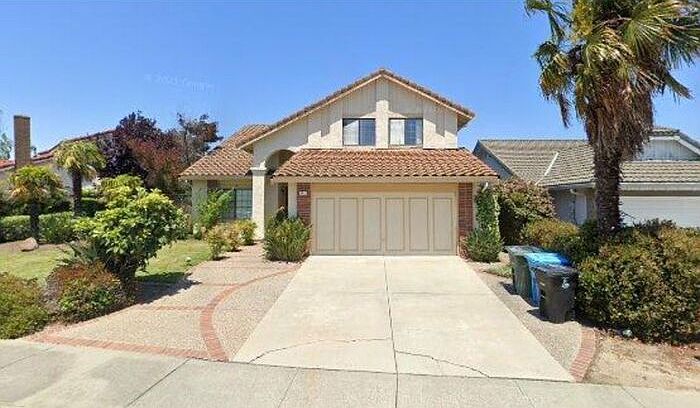 1st image of 261 Woodbridge Cir
