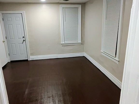5th image of 397 Goethe St #1