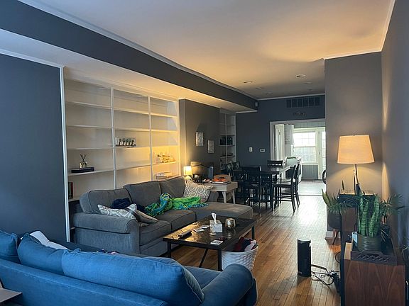 Looking towards kitchen