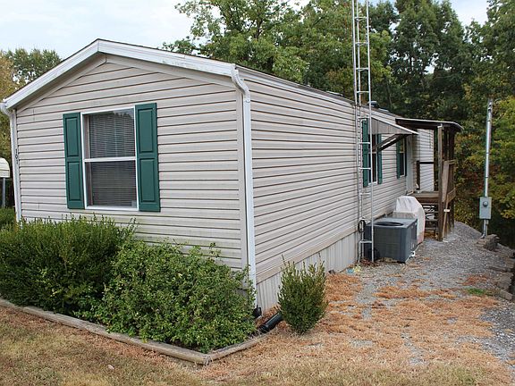2nd image of 101 Springs Estate Dr