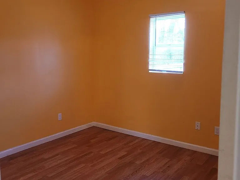 1631 N Hydraulic St — Photo 10