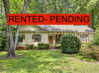 109 Abbey Ln, Cary, NC 27511