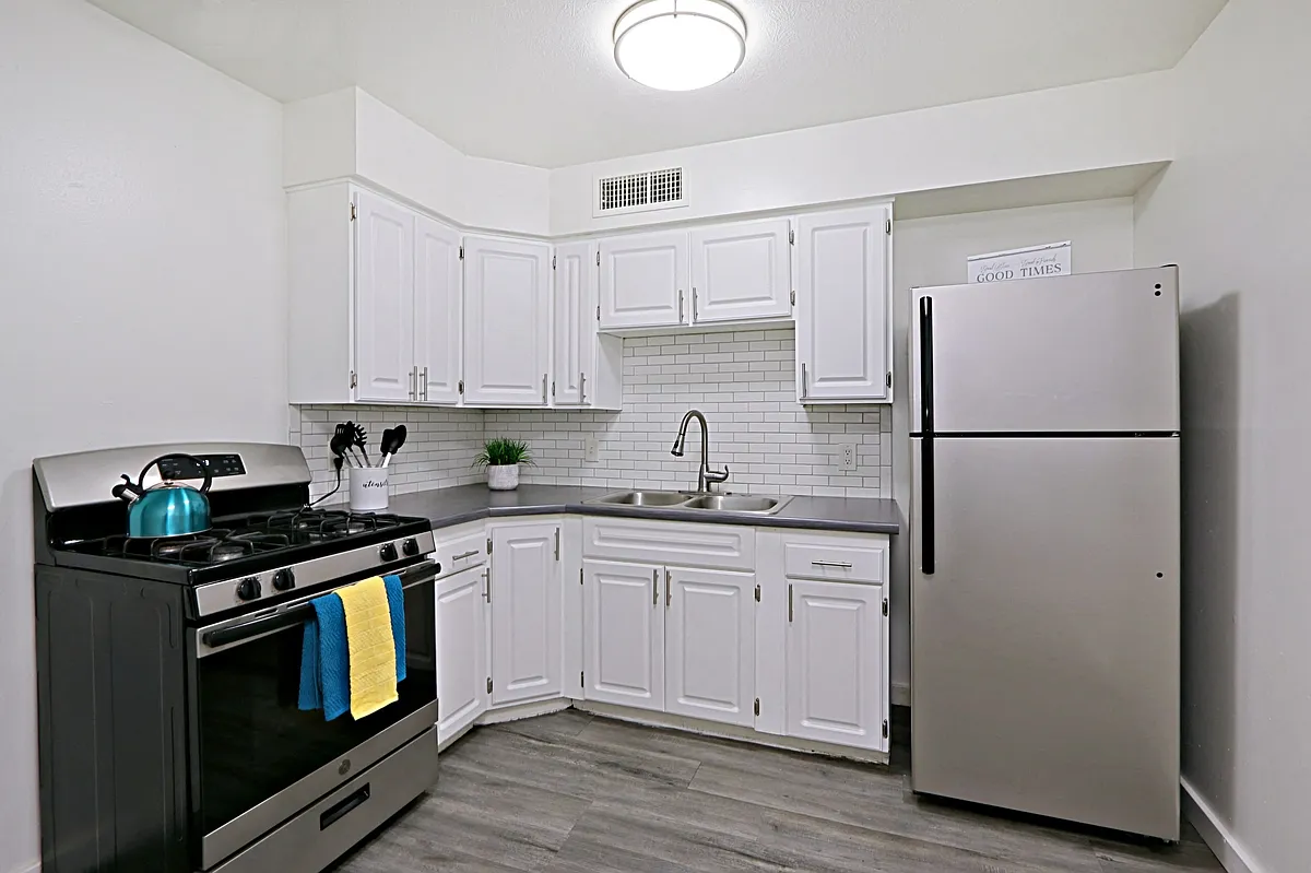 Building Photo - Osborn Place