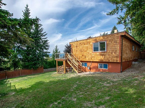 Yard has a fence now