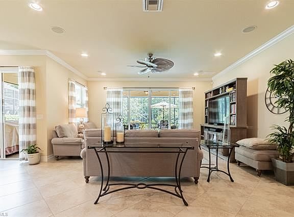 3rd image of 11272 Sparkleberry Dr
