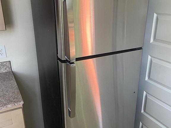 4th image of 2032 Park Ave APT 6